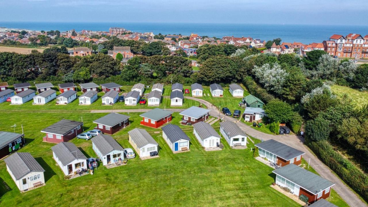 Villa Two Hoots Chalet Mundesley Exterior foto